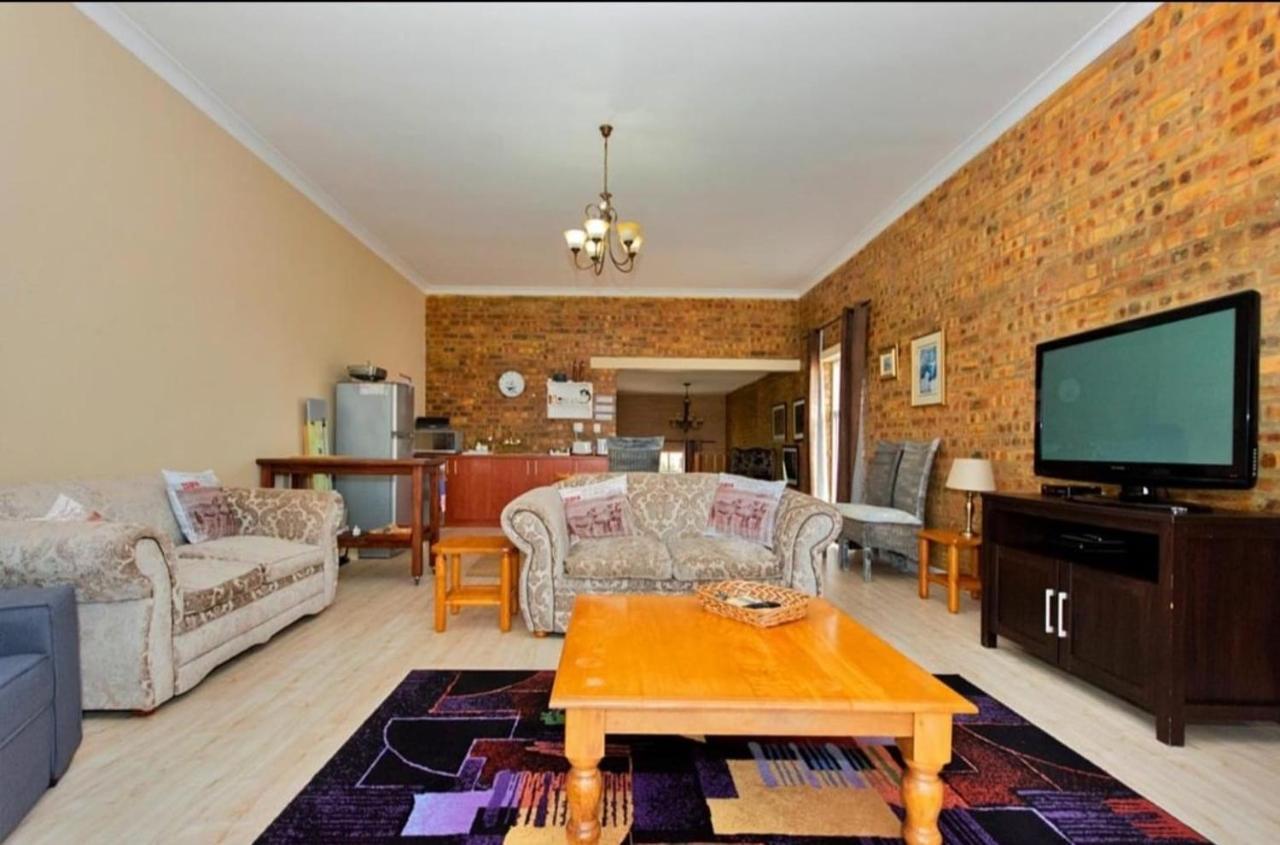 Golfer'S Retreat Hotel Langebaan Bagian luar foto